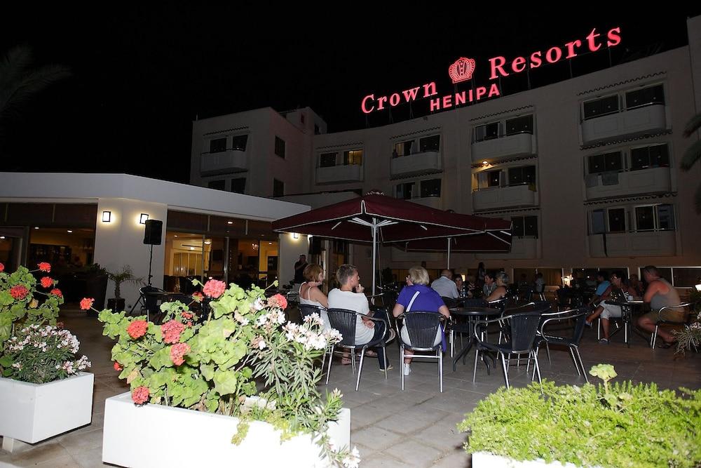 Crown Resorts Henipa Lárnaca Exterior foto