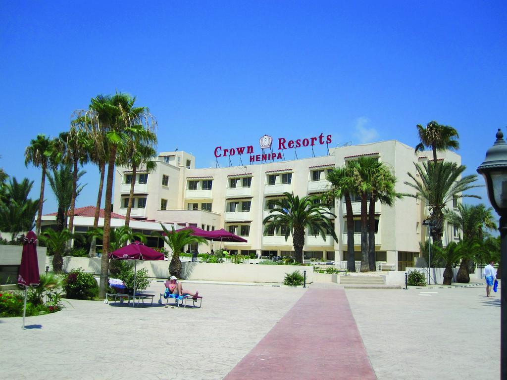 Crown Resorts Henipa Lárnaca Exterior foto
